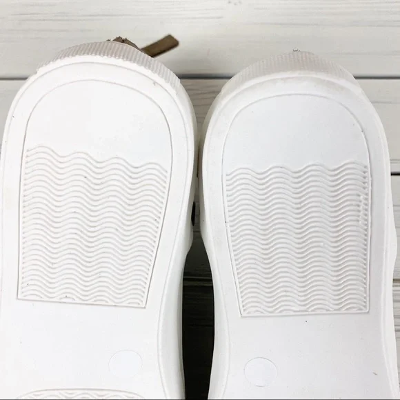 NEW Very Volatile Menloh Taupe Boho Sneakers 7 - Picture 12 of 13